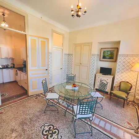 La Leonie Apartmanhotel 4*