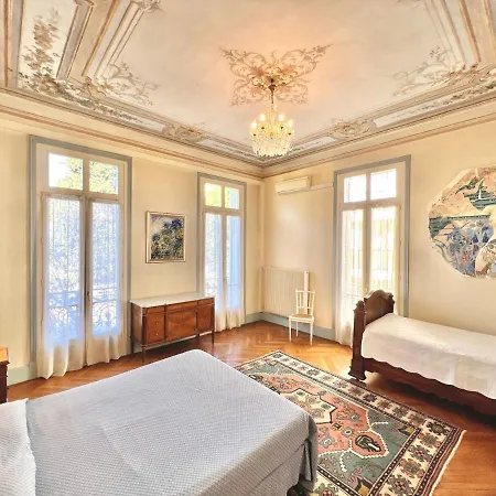 La Leonie Apartmanhotel Nizza