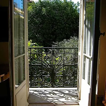 La Leonie Aparthotel Nizza