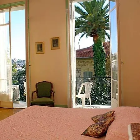 La Leonie Aparthotel Nizza