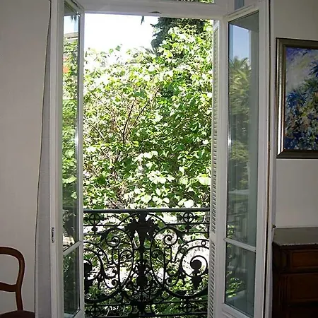 Hotel apartamentowy La Leonie 3*