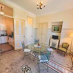 Residence La Villa Leonie Aparthotel 3*