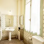 La Leonie Apartmanhotel Nizza