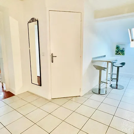 La Leonie Aparthotel 2*