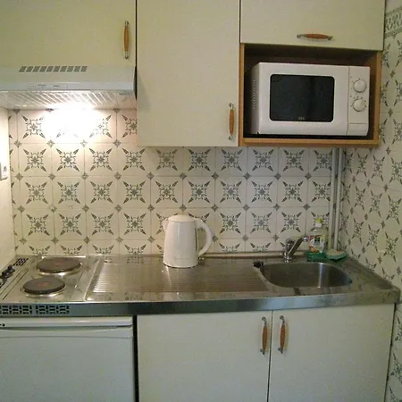 La Leonie Aparthotel 2*