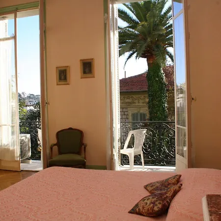 La Leonie Aparthotel Nizza